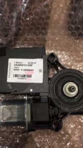 jobb első ablakemelő motor passat